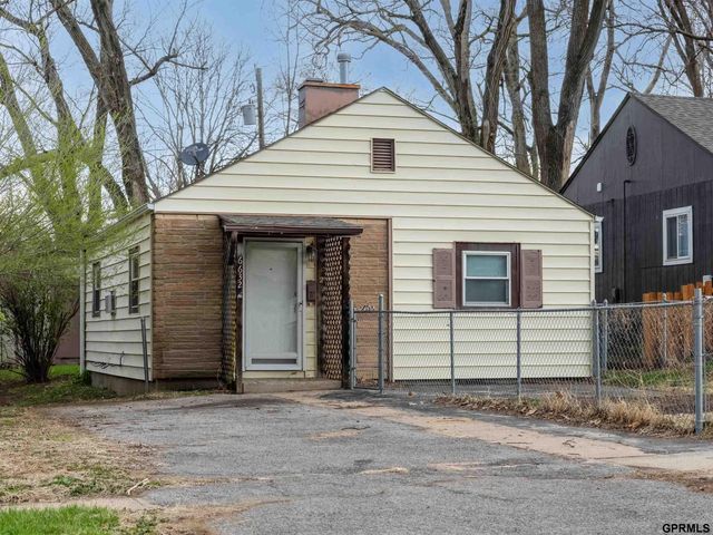 6632 Hamilton Street, Omaha, NE 68132