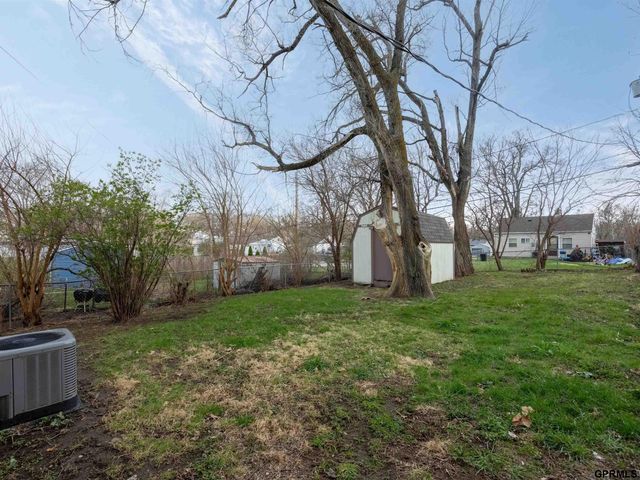6632 Hamilton Street, Omaha, NE 68132