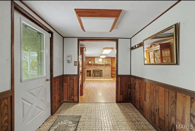 559 Brush Creek Road, St Clair, MO 63077