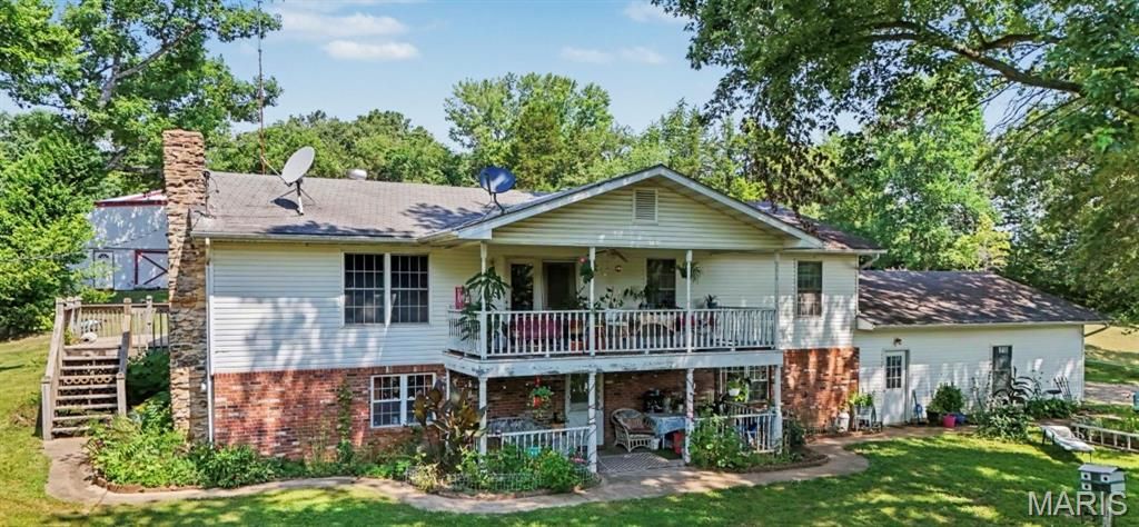 559 Brush Creek Road, St Clair, MO 63077