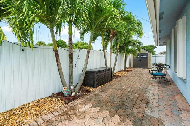 1906 N A Street, Lake Worth Beach, FL 33460