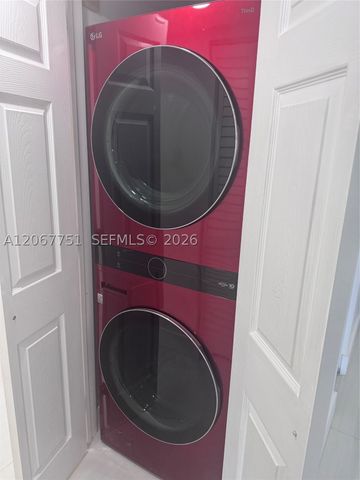 410 SE 2nd St 223, Hallandale Beach, FL 33009