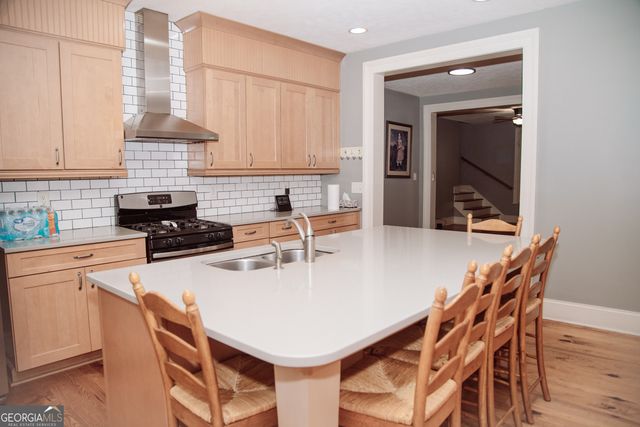 517 S 6th Street, Griffin, GA 30224