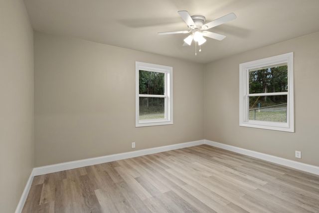 303 Campbell Street, Daingerfield, TX 75638