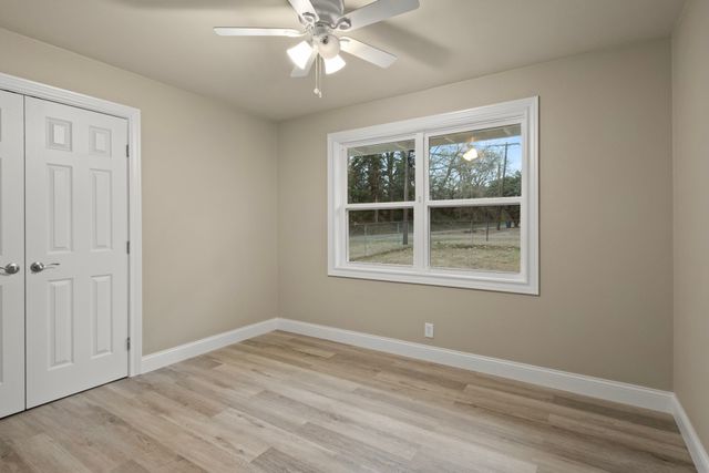 303 Campbell Street, Daingerfield, TX 75638