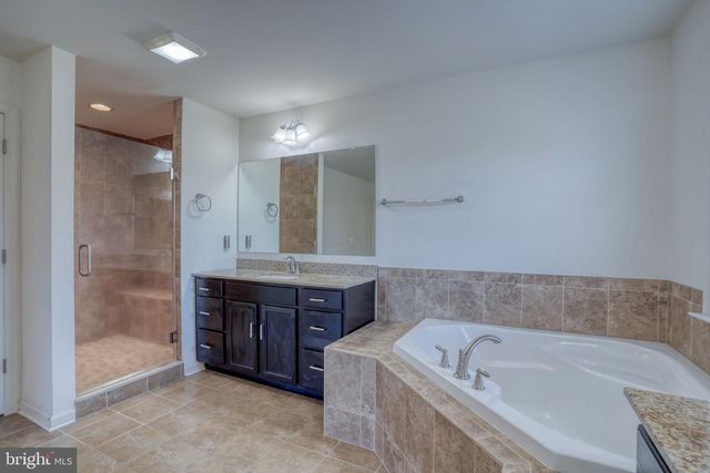 1041 FAWN HAVEN WALK, Dover, DE 19901