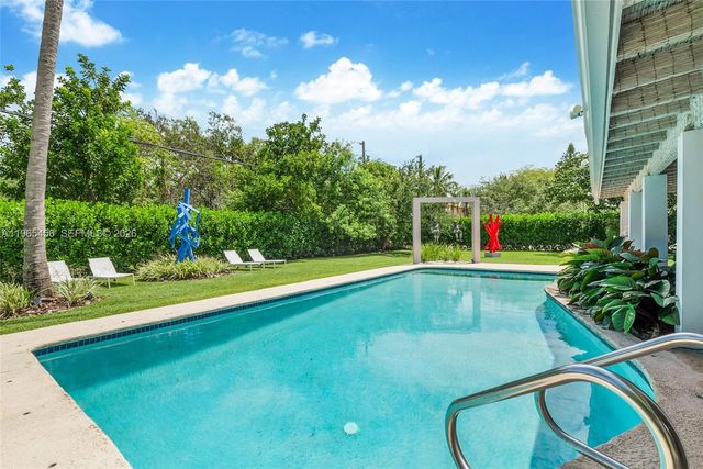 7401 SW 117th St, Pinecrest, FL 33156