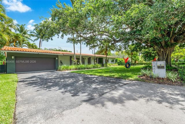 7401 SW 117th St, Pinecrest, FL 33156