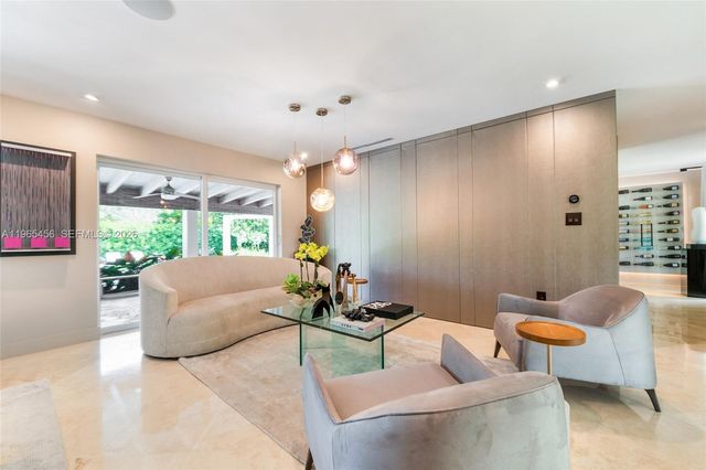 7401 SW 117th St, Pinecrest, FL 33156