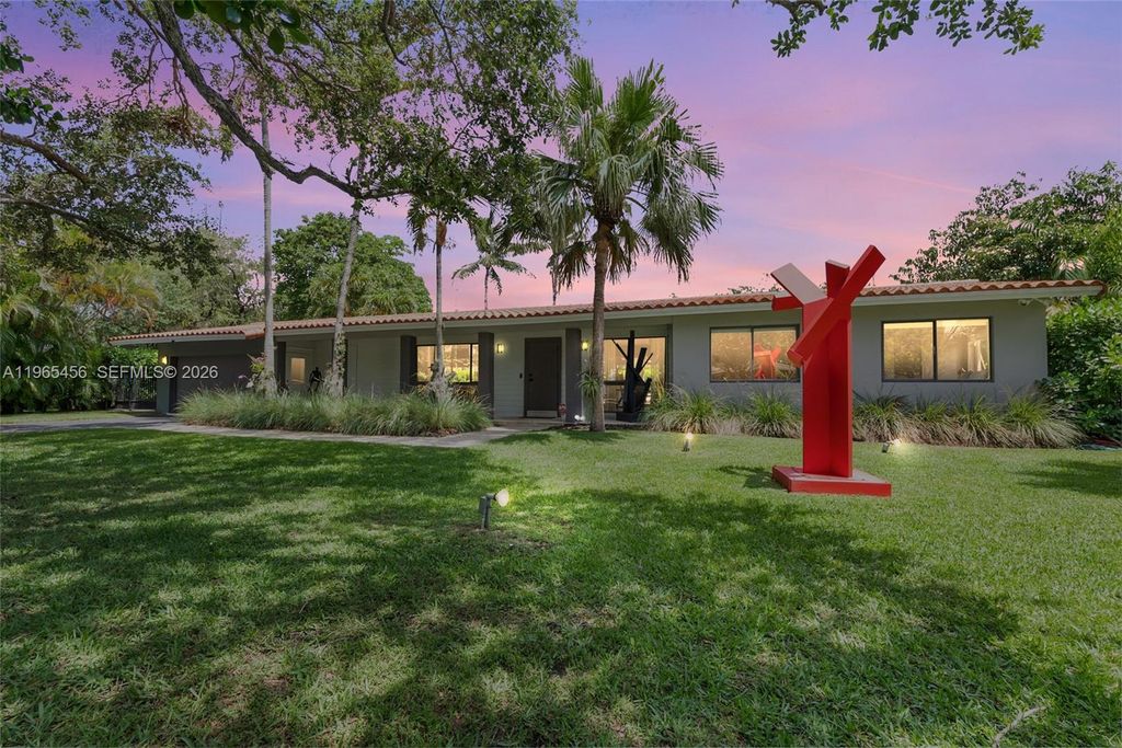 7401 SW 117th St, Pinecrest, FL 33156