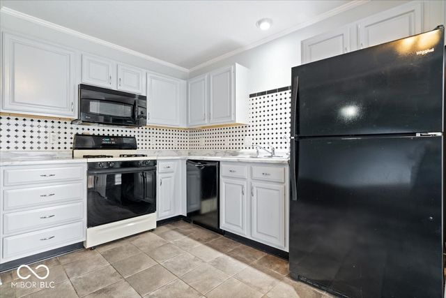10055 Plantana Boulevard, Fishers, IN 46038