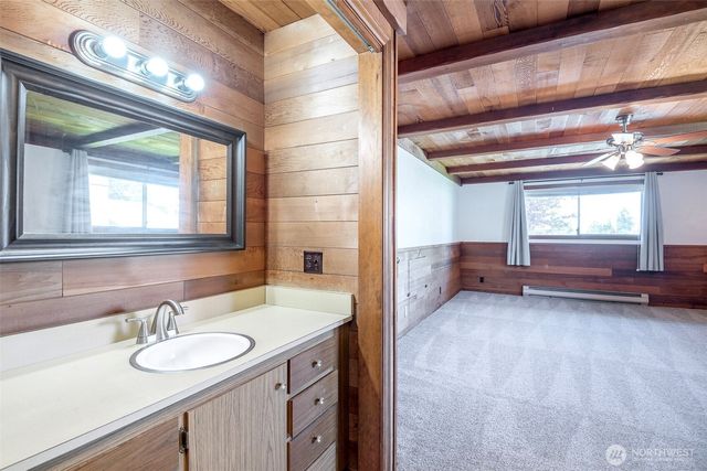 8906 35th Street W, University Place, WA 98466