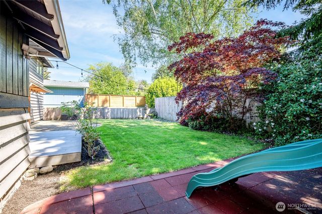 8906 35th Street W, University Place, WA 98466
