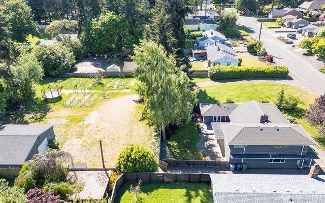 8906 35th Street W, University Place, WA 98466