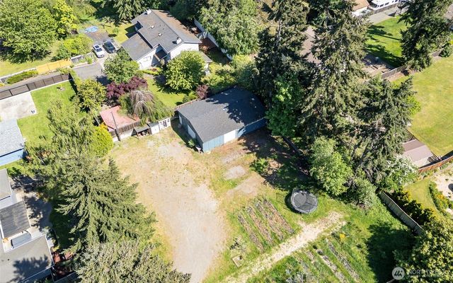 8906 35th Street W, University Place, WA 98466