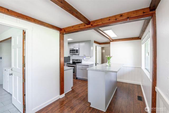 8906 35th Street W, University Place, WA 98466