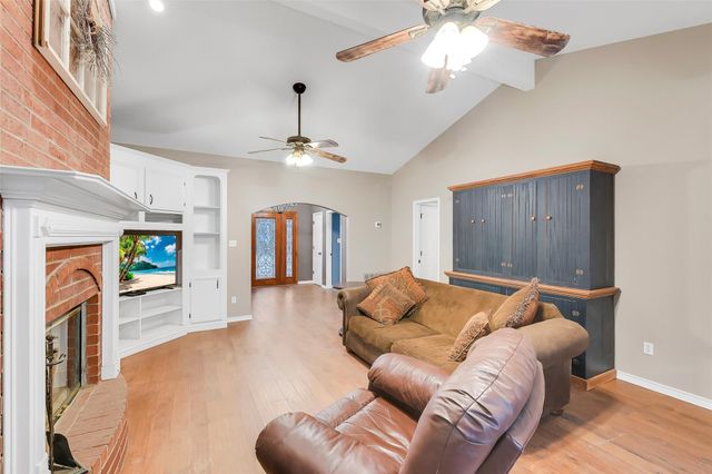 20010 Mahogany Ridge Drive, Magnolia, TX 77355