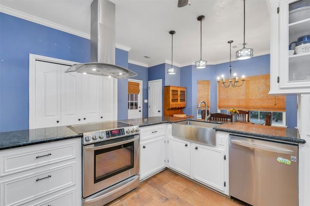 20010 Mahogany Ridge Drive, Magnolia, TX 77355