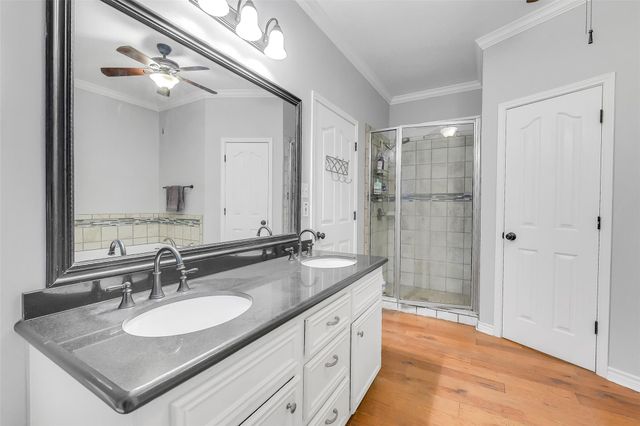 20010 Mahogany Ridge Drive, Magnolia, TX 77355