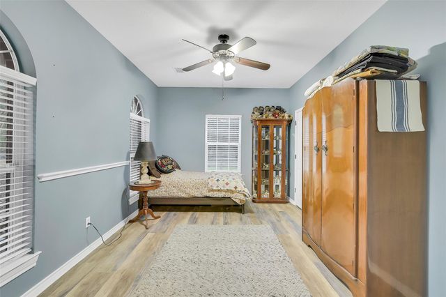 20010 Mahogany Ridge Drive, Magnolia, TX 77355