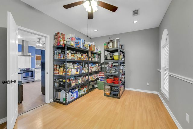 20010 Mahogany Ridge Drive, Magnolia, TX 77355