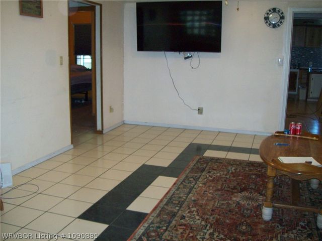 3911 Hollis Drive, Van Buren, AR 72956