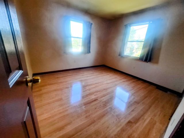 2519 Burrows St, Palmer Twp, PA 18045
