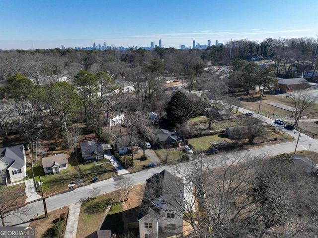370 Yonkers Avenue NW, Atlanta, GA 30314
