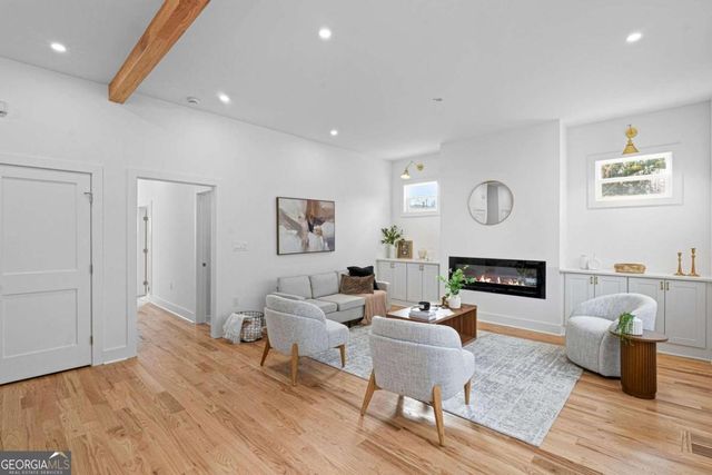 370 Yonkers Avenue NW, Atlanta, GA 30314