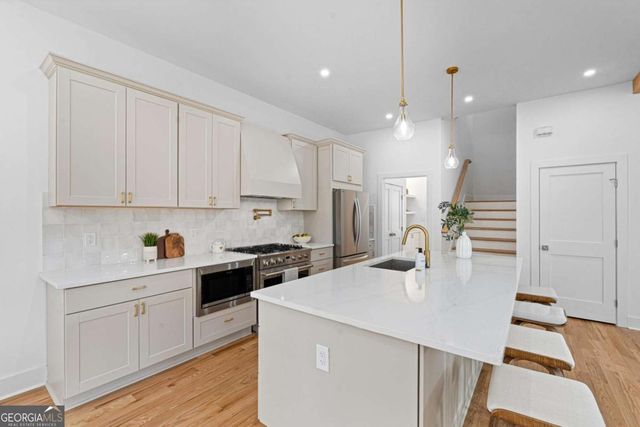 370 Yonkers Avenue NW, Atlanta, GA 30314