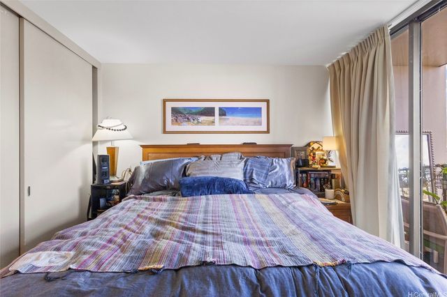 229 Paoakalani Avenue 1705, Honolulu, HI 96815