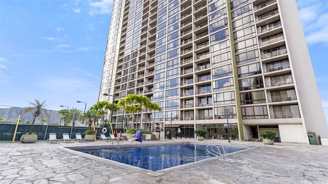 229 Paoakalani Avenue 1705, Honolulu, HI 96815