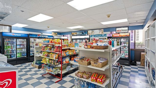 229 Paoakalani Avenue 1705, Honolulu, HI 96815