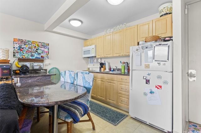 229 Paoakalani Avenue 1705, Honolulu, HI 96815