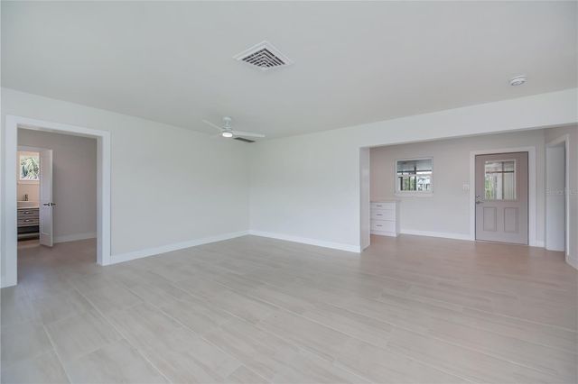 352 OAK STREET, Englewood, FL 34223