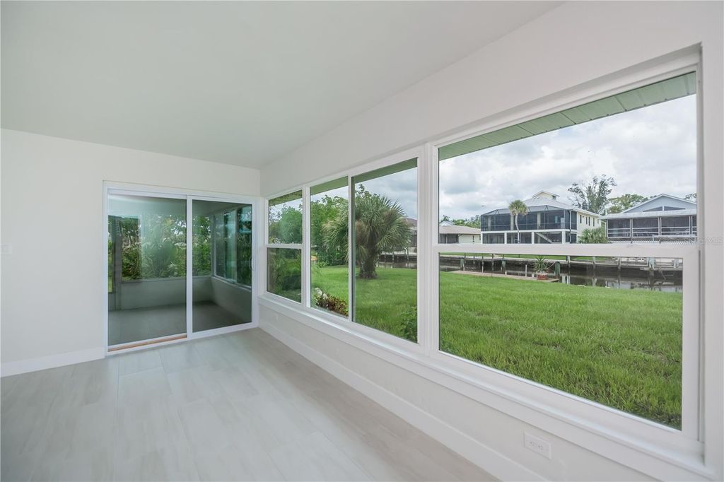 Image 22 of property listing at 352 OAK STREET, Englewood, FL 34223