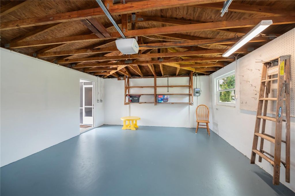 Image 55 of property listing at 352 OAK STREET, Englewood, FL 34223