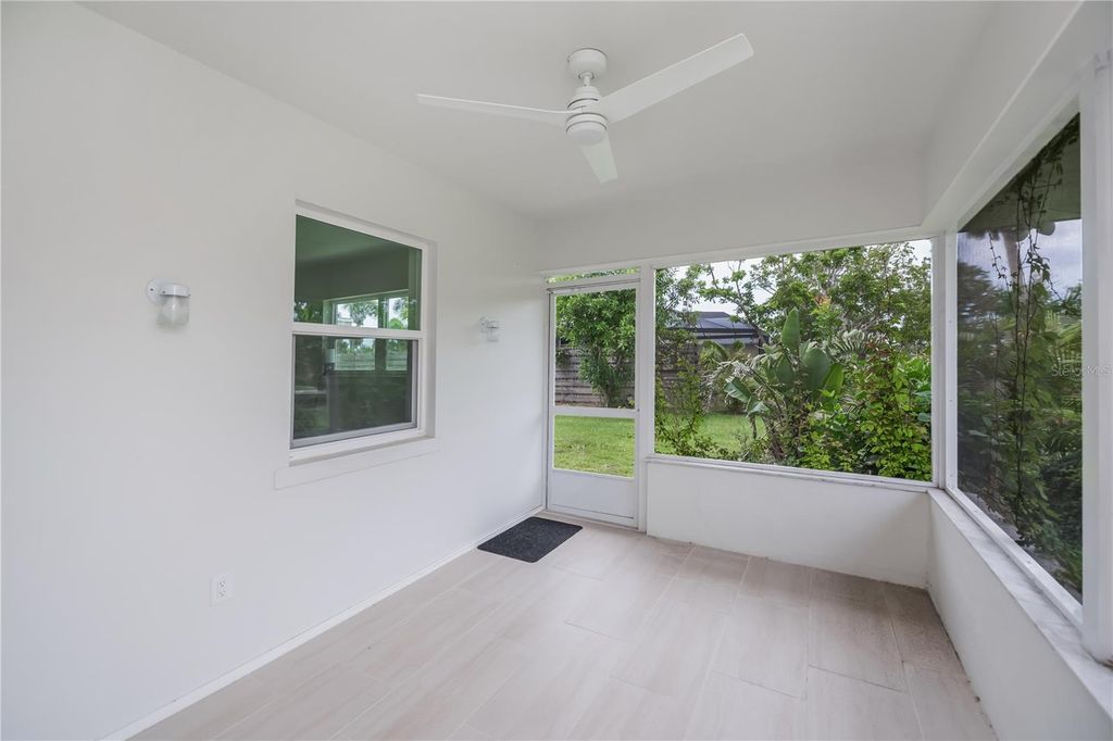 Image 57 of property listing at 352 OAK STREET, Englewood, FL 34223