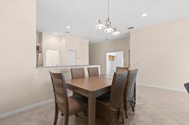 154 Berenger Walk, Royal Palm Beach, FL 33414