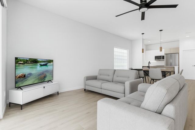 154 Berenger Walk, Royal Palm Beach, FL 33414