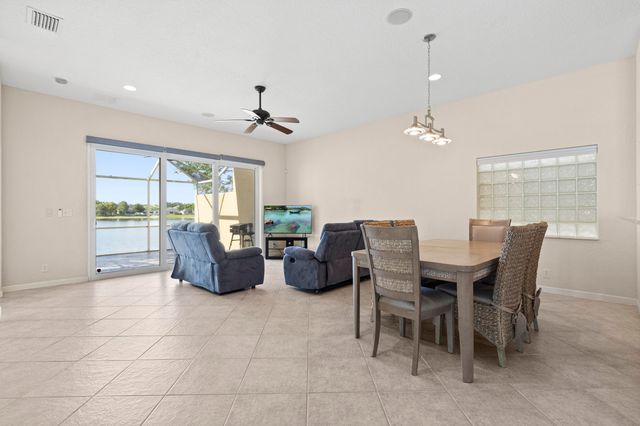 154 Berenger Walk, Royal Palm Beach, FL 33414