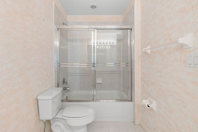 154 Berenger Walk, Royal Palm Beach, FL 33414
