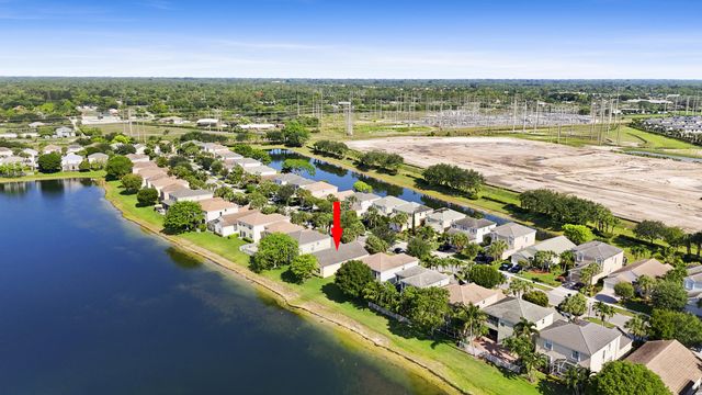 154 Berenger Walk, Royal Palm Beach, FL 33414
