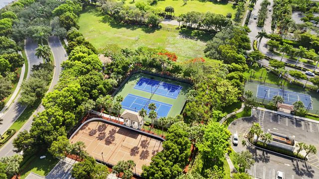 154 Berenger Walk, Royal Palm Beach, FL 33414