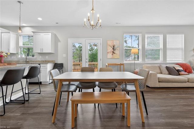 1014 Mains Creek RD, Chesapeake, VA 23320