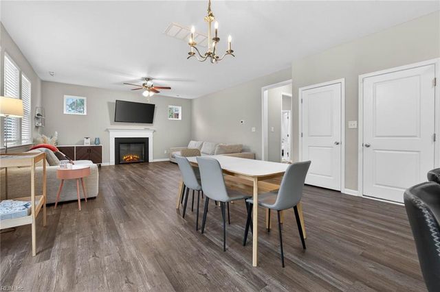 1014 Mains Creek RD, Chesapeake, VA 23320