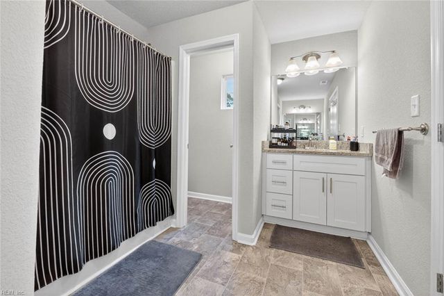 1014 Mains Creek RD, Chesapeake, VA 23320