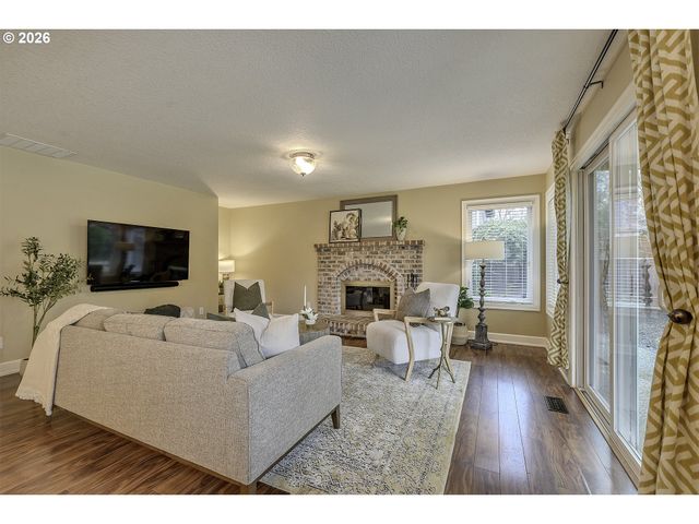 10680 Sw KIOWA Ct, Tualatin, OR 97062