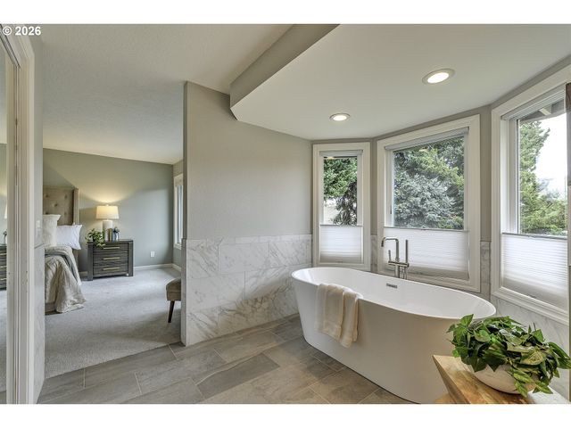 10680 Sw KIOWA Ct, Tualatin, OR 97062