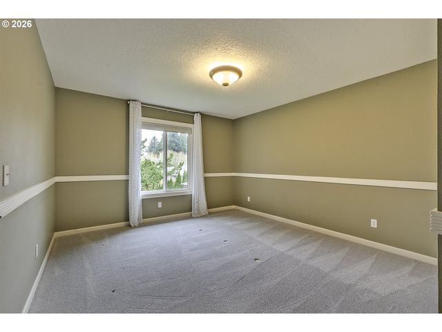 10680 Sw KIOWA Ct, Tualatin, OR 97062